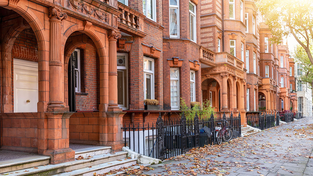 Elegant London architecture in Kensington